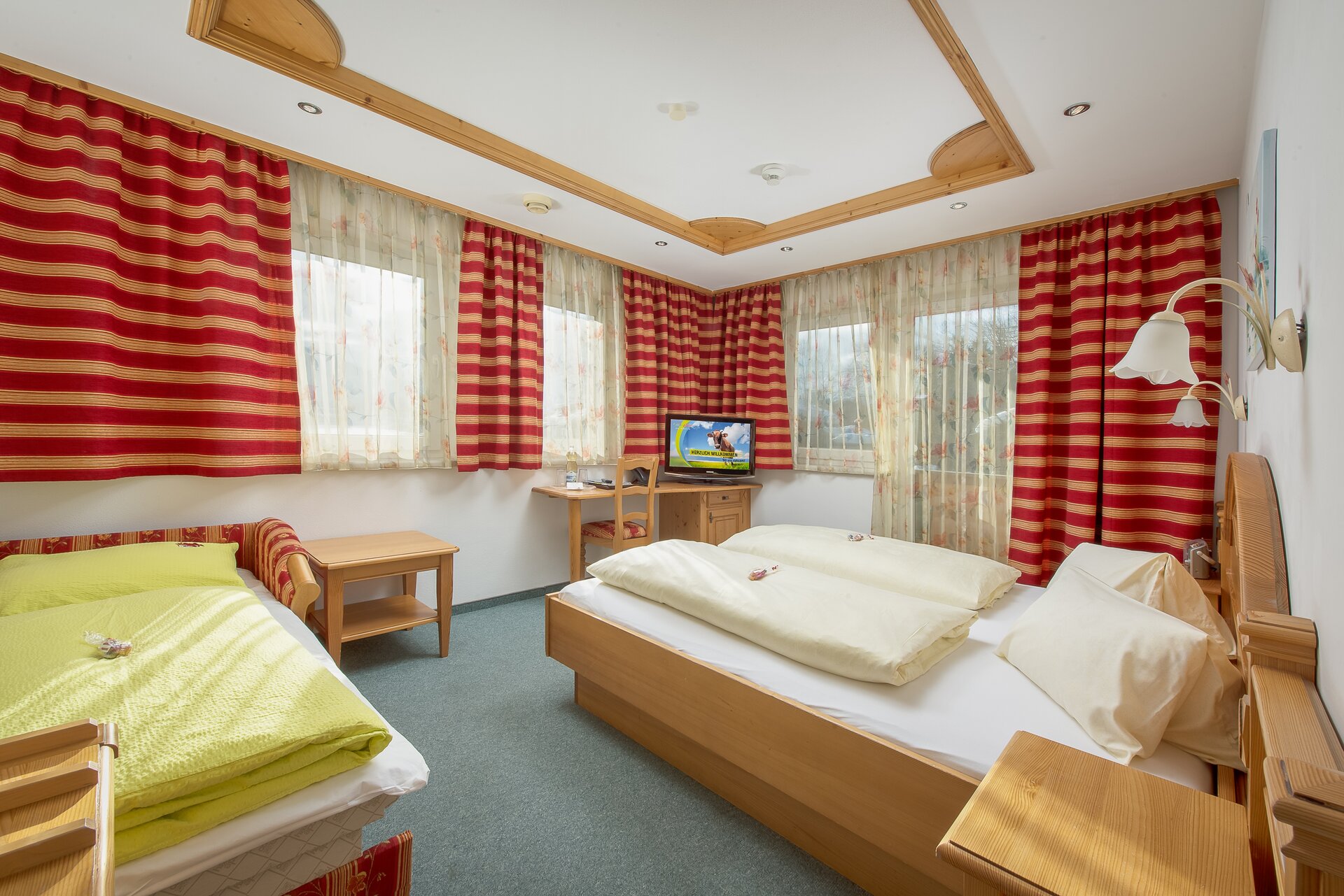 Storchennest — Familien-Appartement in der Alpenvilla St. Johanner Hof